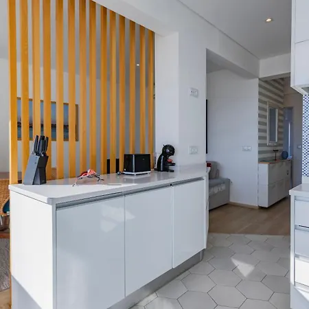 Tagus Bridge View 2Bdr Apartment By Lovelystay-3